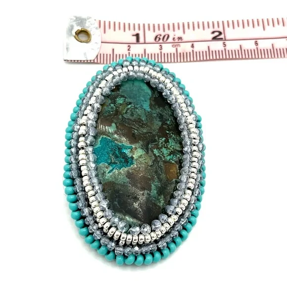 ❗️SOLD❗️Turquoise Brooch with Beaded Bezel - Picture 7 of 8